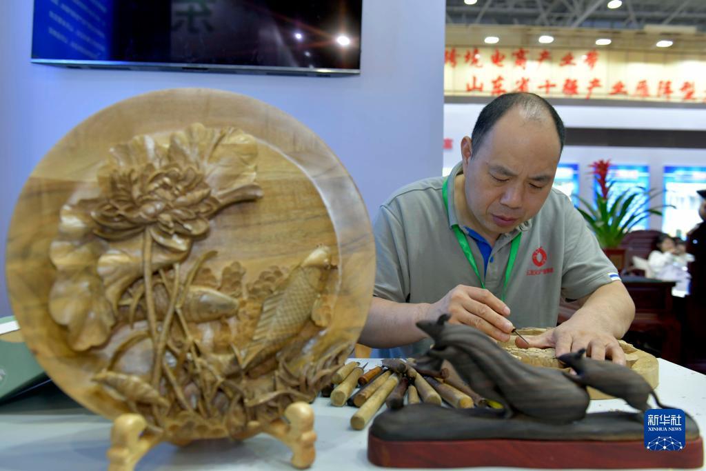奔驰宝马移动成